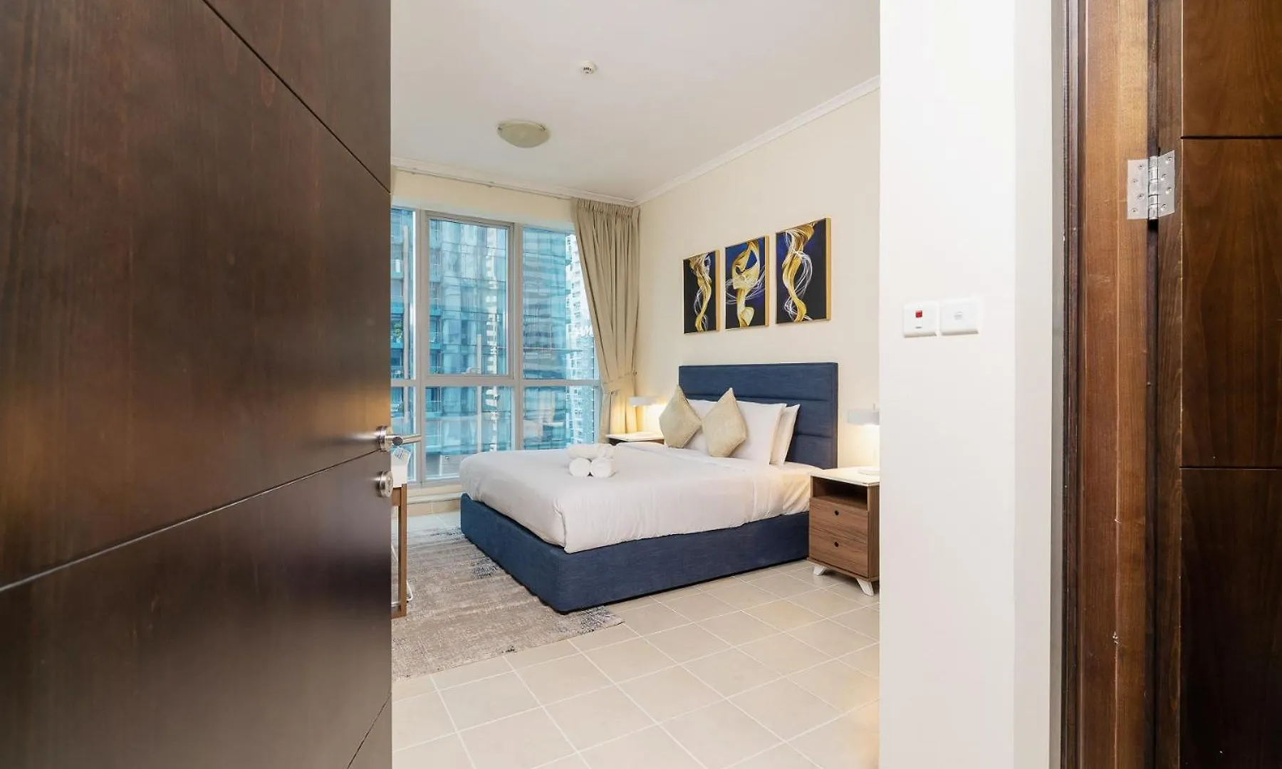 Apartment Close To Metro - Perfect For Family Dubai
