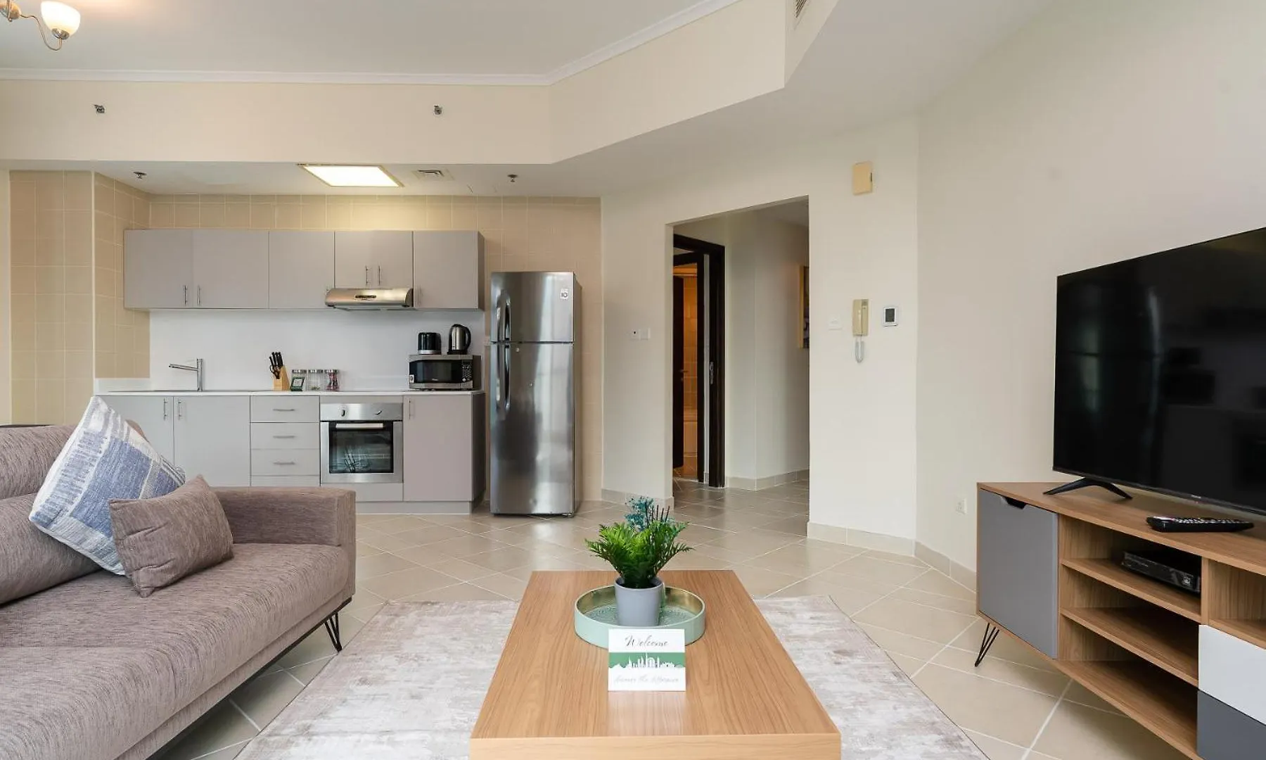 Close To Metro - Perfect For Family Dubai